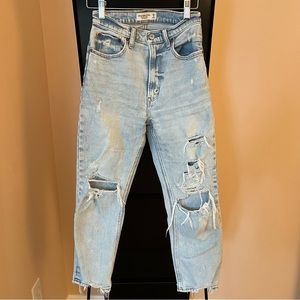 Abercrombie & Fitch The Ankle Straight Ultra High Rise Light Was Size 0/25 Short